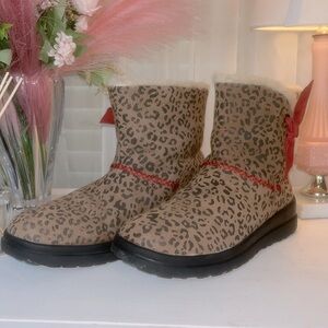 I Heart UGG Cheetah Print Bootie 8